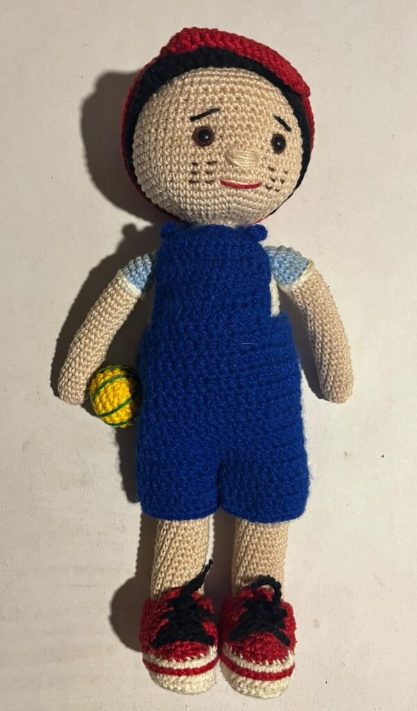 Amigurumi - Boneco Biel